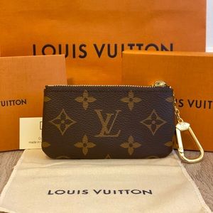 LV KEY POUCH MONOGRAM